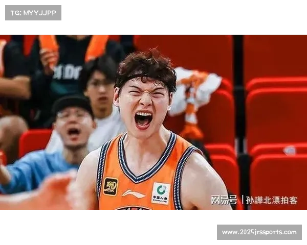 山西队外援诺威尔杯赛场均29.5分，展现强劲进攻火力。